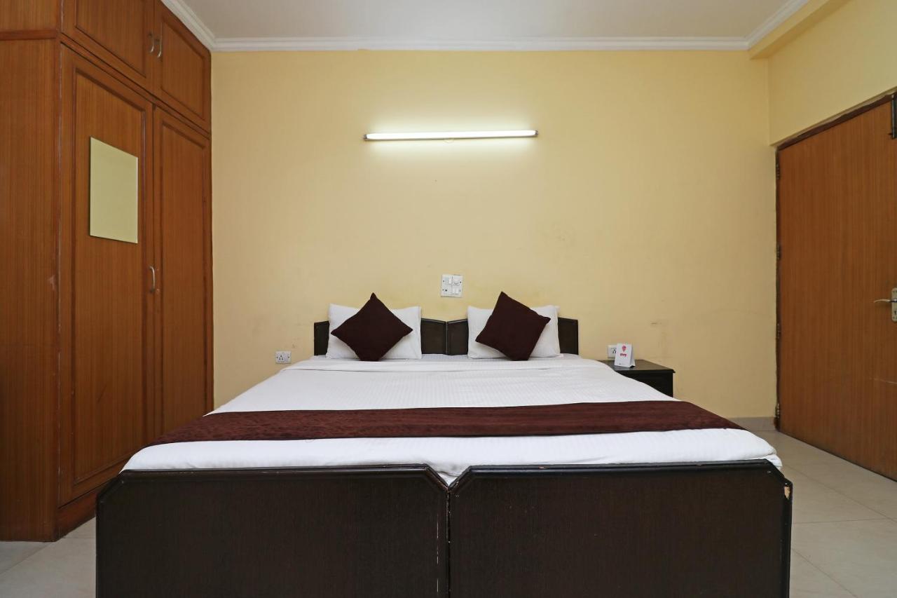 Hotel Oyo 6608 Sector 56 Badshahpur Esterno foto