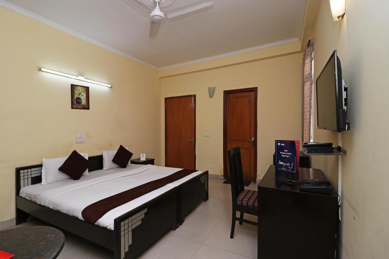 Hotel Oyo 6608 Sector 56 Badshahpur Esterno foto