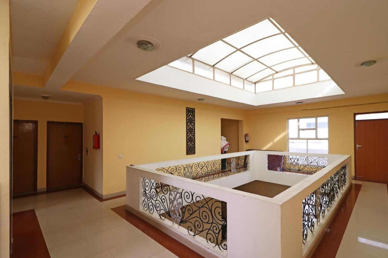 Hotel Oyo 6608 Sector 56 Badshahpur Esterno foto