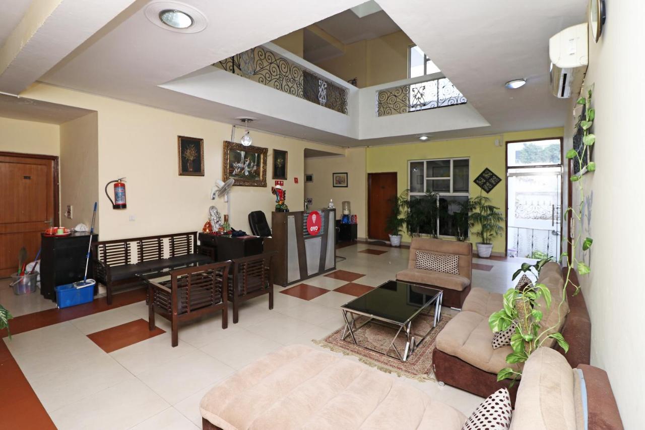 Hotel Oyo 6608 Sector 56 Badshahpur Esterno foto
